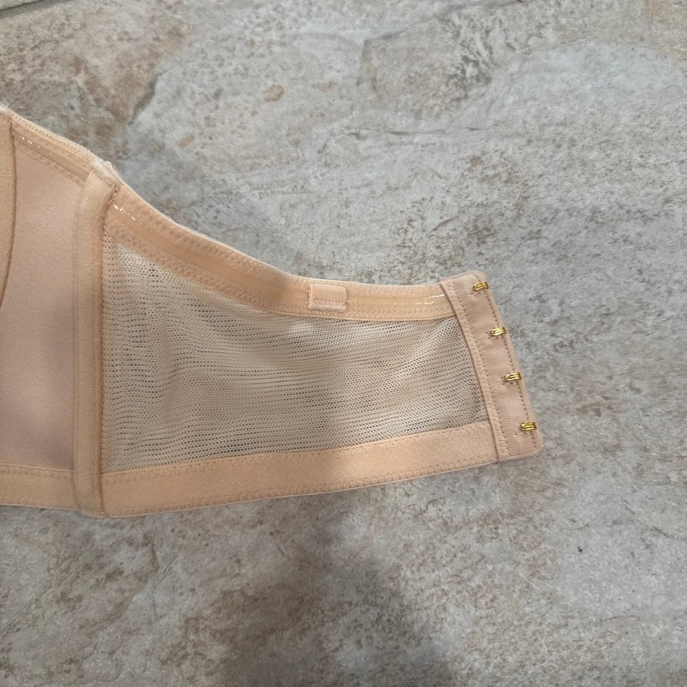 Lively 38D 32218 No-Wire Strapless Bra Toasted Almond Beige Convertible NEW - Picture 3 of 8